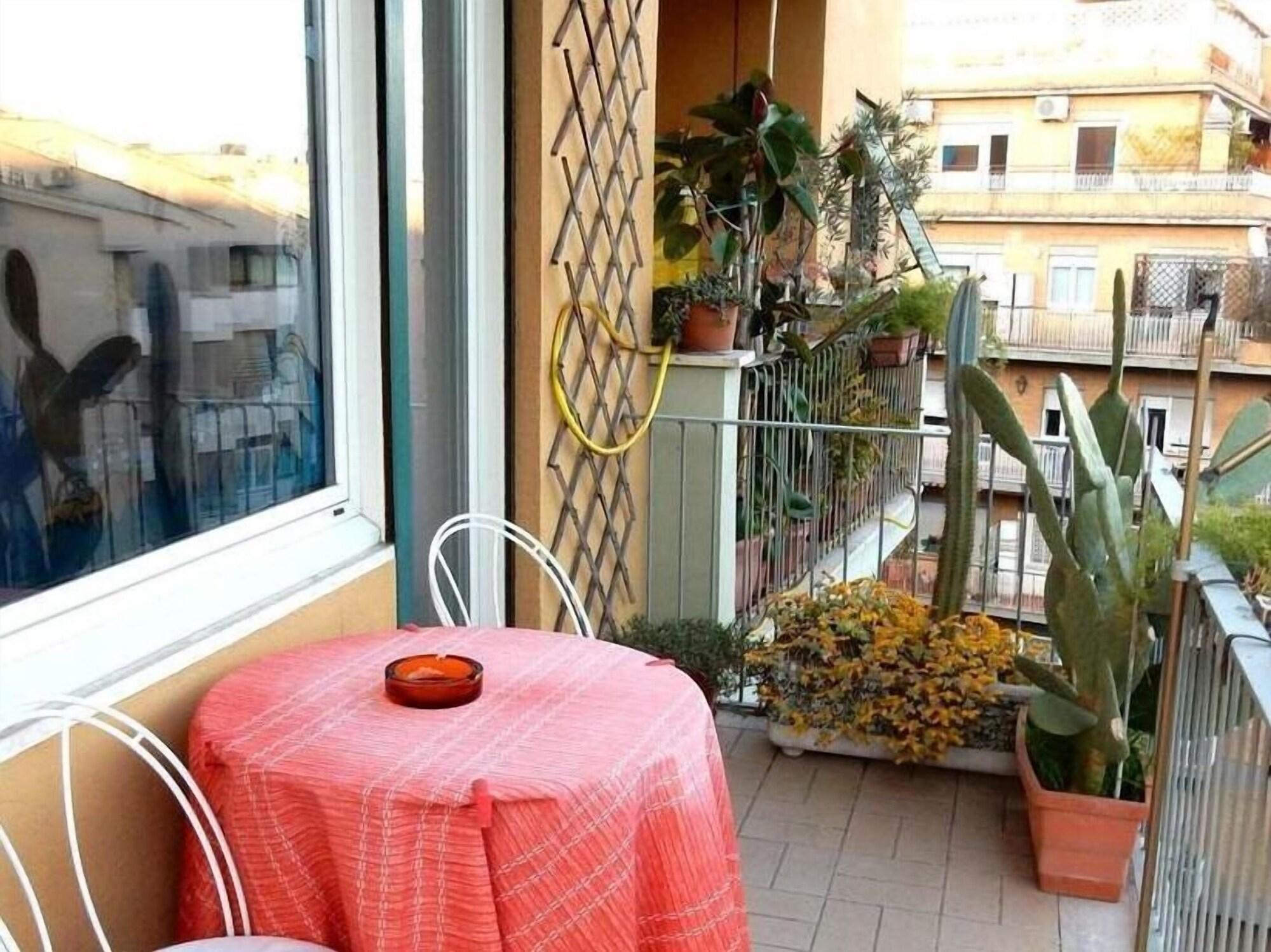 Romulus Rex Otel Dış mekan fotoğraf