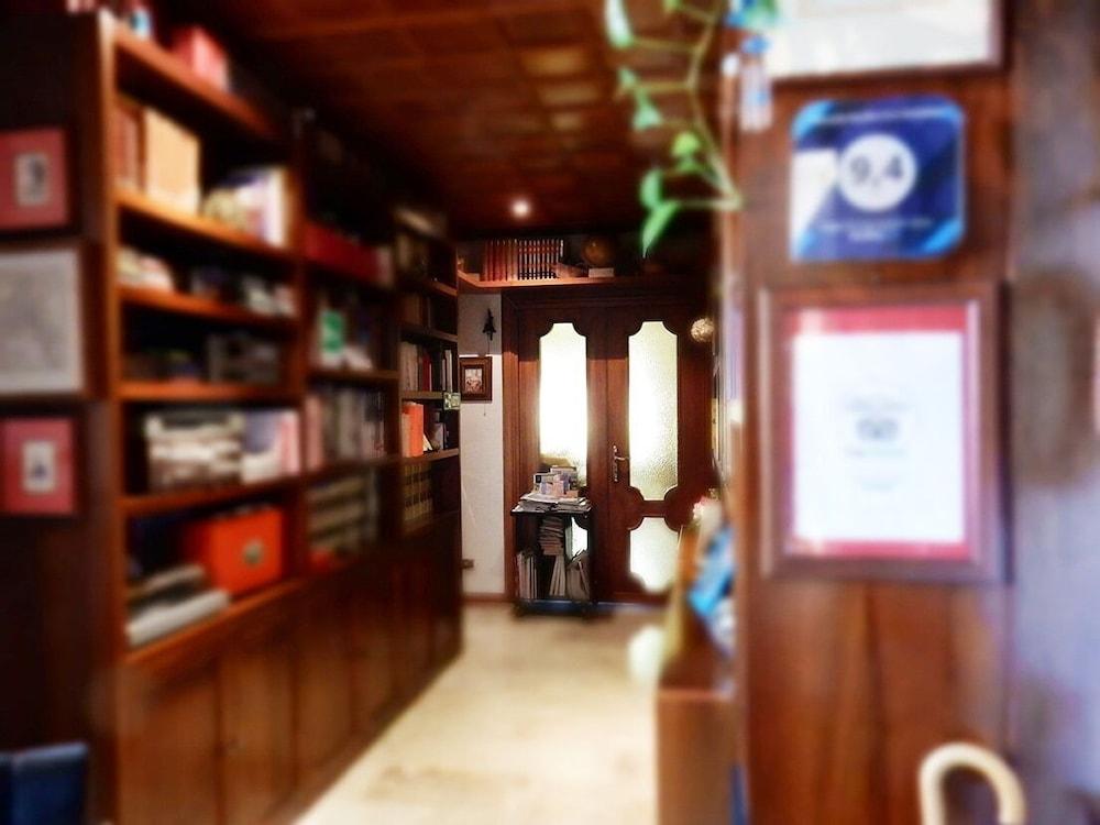 Romulus Rex Otel Dış mekan fotoğraf
