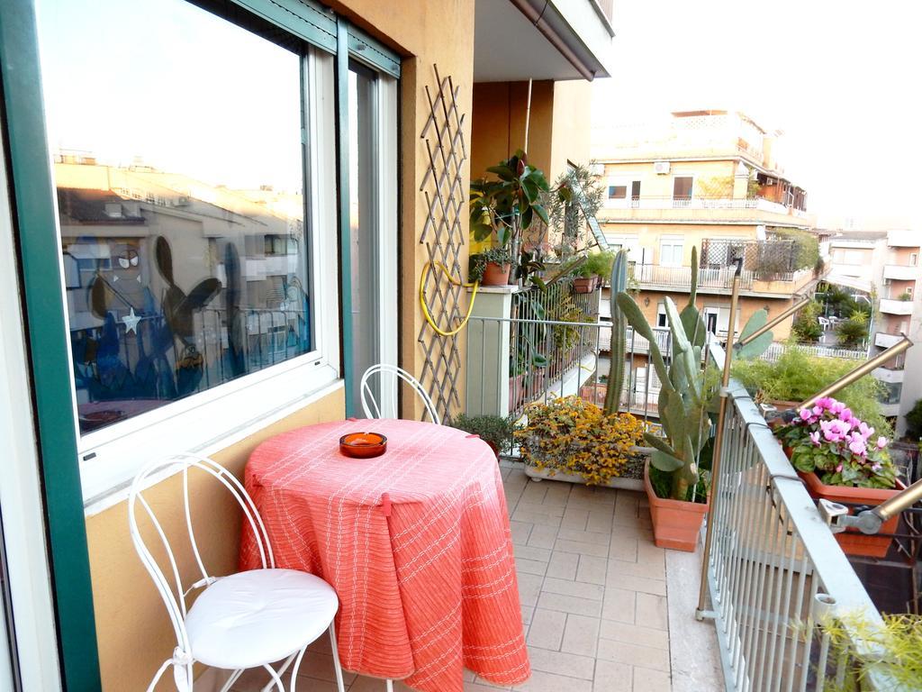 Romulus Rex Otel Dış mekan fotoğraf